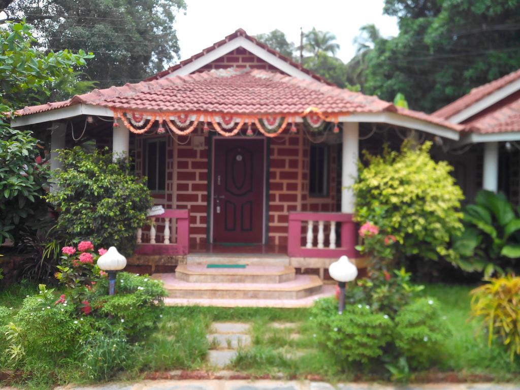 Yash Garden Residency Hotel Ganpatipule Kültér fotó